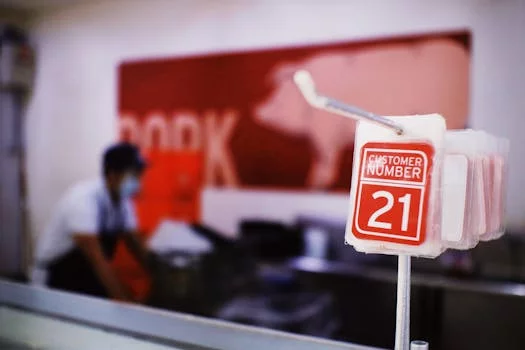 arugula salad with pears and walnuts